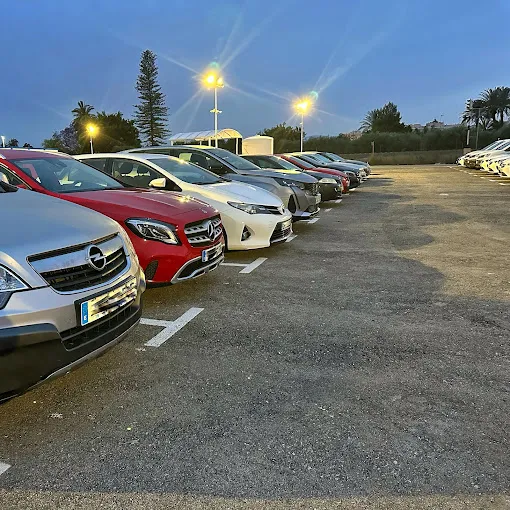 Khan Parking M&aacute;laga